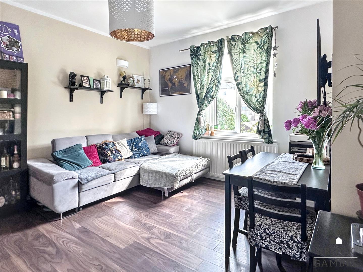 2 Bedroom Flat - Conversion. 19 St. Annes Road in Eastbourne, East Sussex 2